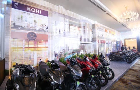 DHA Corp · D-Aqua Shop Boulevard Launch 6